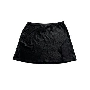 Heart of Sun Amore Skirt in Jet Black